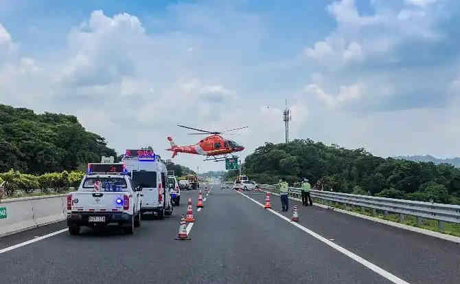 龙山高速公路汽车救援案例